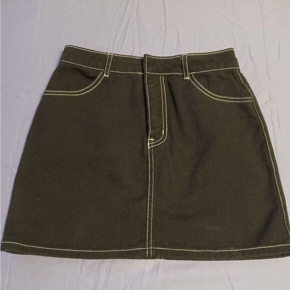 Forever 21 Mini Skirt - Size: Small (0383) - Picture 1 of 6